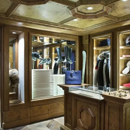 Top Chalet In Courchevel